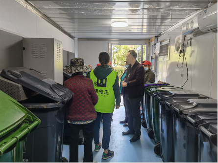 貓先生智能垃圾分類，小區(qū)垃圾房廠家，專業(yè)垃圾收集站制造